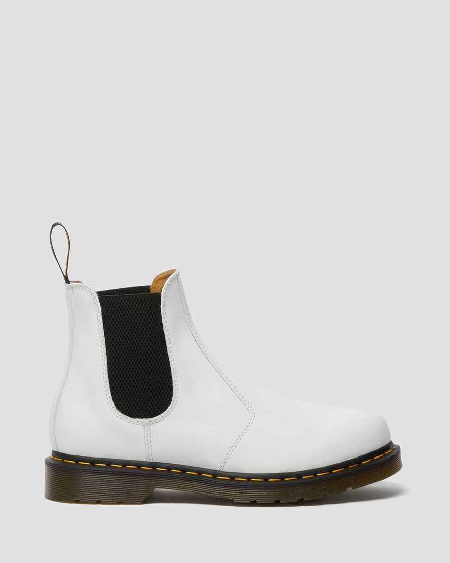 Dámské Chelsea Boty Dr Martens 2976 Yellow Stitch Smooth Læder Bílé | TQXDK-8409